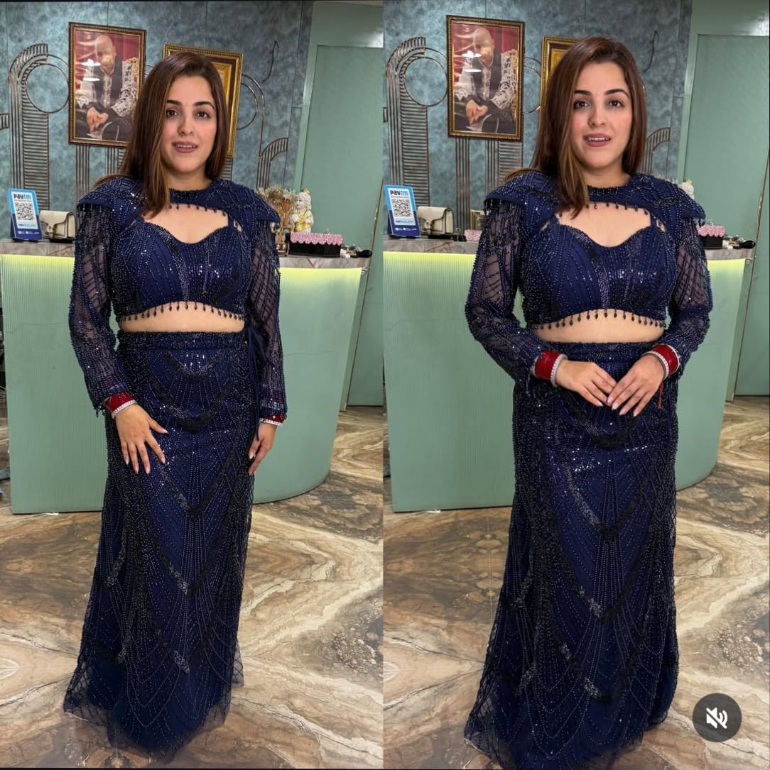 croptop with fishcut skirt & cap with shoulder